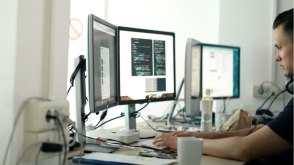 2 MONITEURS, UNE AUGMENTATION DE LA PRODUCTIVITÉ DE 35.5%